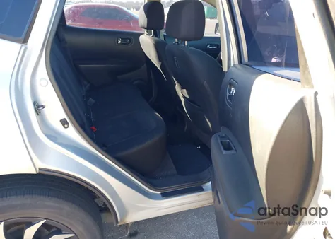 2014 Nissan Rogue Select S from USA, damaged, VIN JN8AS5MT5EW618634